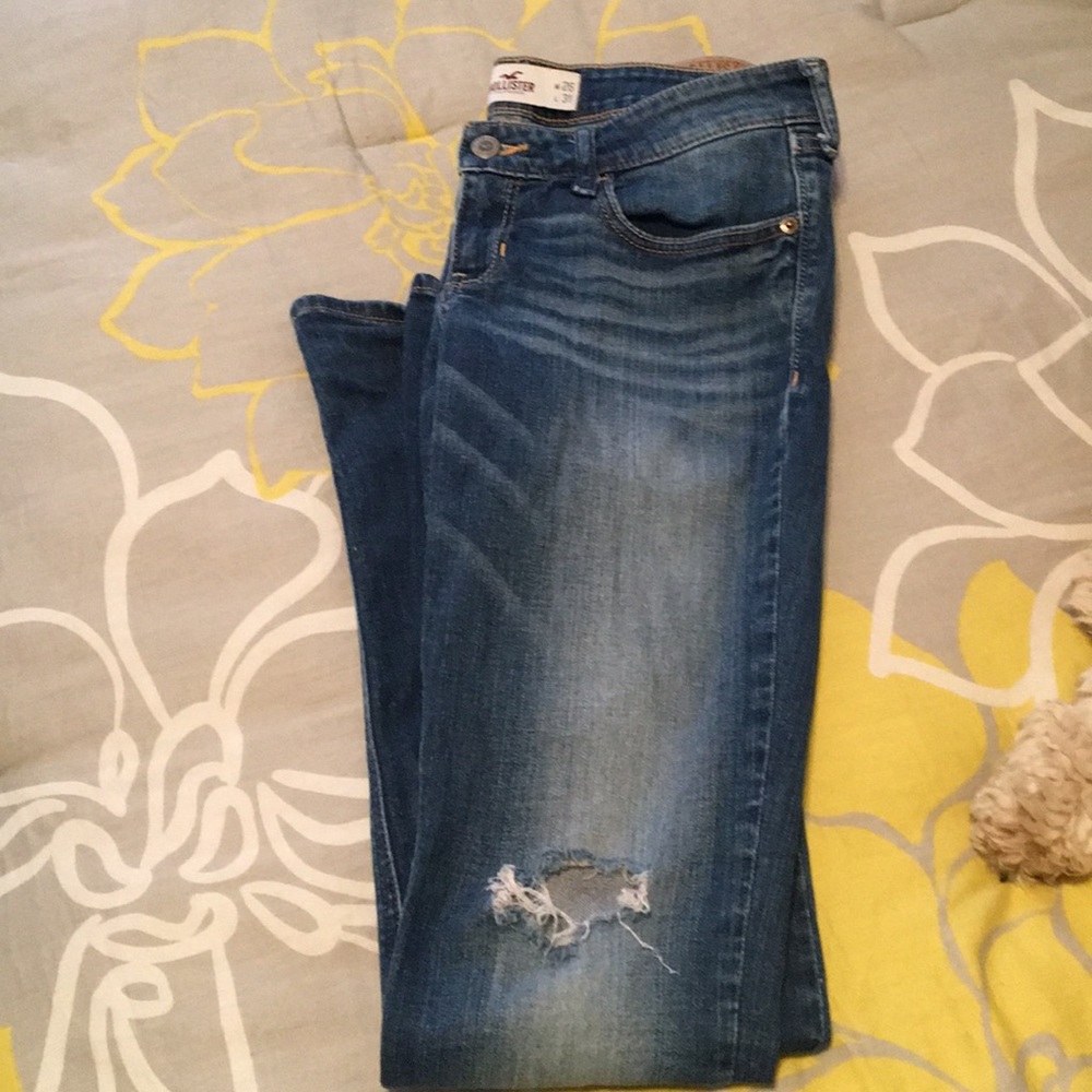 Hollister ripped jeans 3R